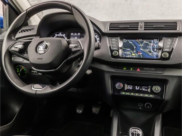 Skoda FABIA Combi 1.0 TSI Ambition Sport (APPLE CARPLAY, NAVIGATIE, PARKEERSENSOREN, SPORTSTOELEN, CRUISE, GETINT GLAS, ELEK PAKKET, NIEUWSTAAT)