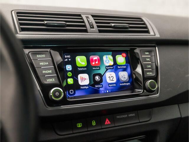 Skoda FABIA Combi 1.0 TSI Ambition Sport (APPLE CARPLAY, NAVIGATIE, PARKEERSENSOREN, SPORTSTOELEN, CRUISE, GETINT GLAS, ELEK PAKKET, NIEUWSTAAT)