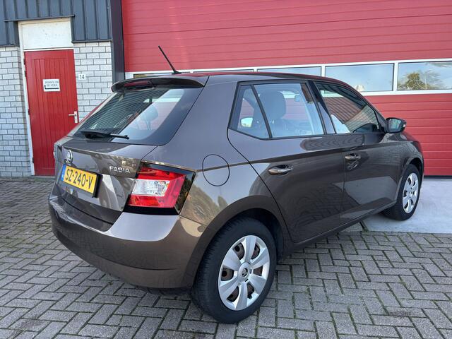 Skoda FABIA 1.0 TSI Ambition NAVI / AIRCO / PDC / BLUETOOTH / CRUISE / NL-AUTO