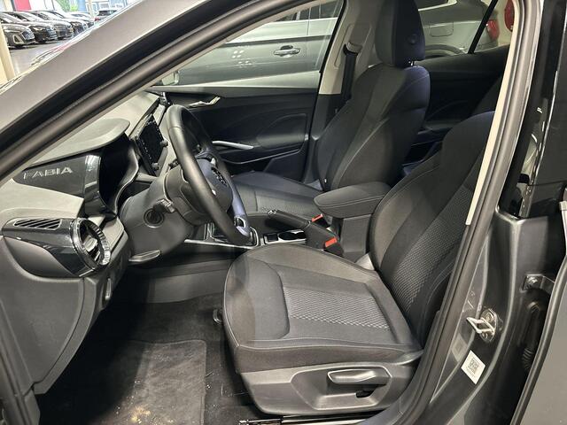 Skoda FABIA 1.0 TSI 95pk Business Edition · Apple/Android Car Play · Camera · P-sensoren · Cruise Control · Keyless · Climatronic · 15'' Inch · Garantie t/m 13-10-2028 of 100.000km