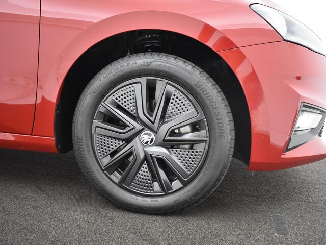 Skoda FABIA 1.0 Tsi 110pk DSG Business Edition · Trekhaak · Apple/Android Car Play · P-Sensoren · Cruise Control · 16'' Inch ·
