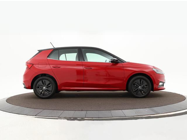 Skoda FABIA 1.0 Tsi 110pk DSG Business Edition · Trekhaak · Apple/Android Car Play · P-Sensoren · Cruise Control · 16'' Inch ·