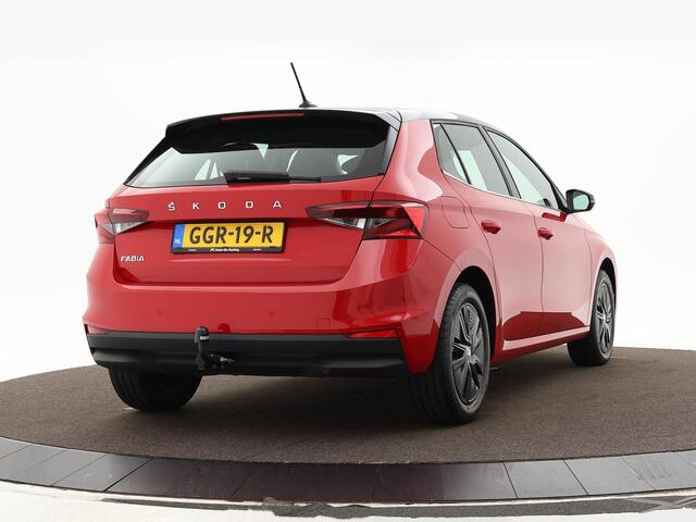 Skoda FABIA 1.0 Tsi 110pk DSG Business Edition · Trekhaak · Apple/Android Car Play · P-Sensoren · Cruise Control · 16'' Inch ·