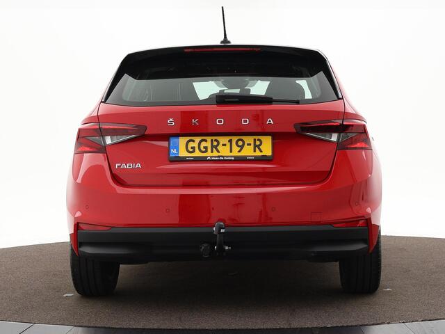Skoda FABIA 1.0 Tsi 110pk DSG Business Edition · Trekhaak · Apple/Android Car Play · P-Sensoren · Cruise Control · 16'' Inch ·
