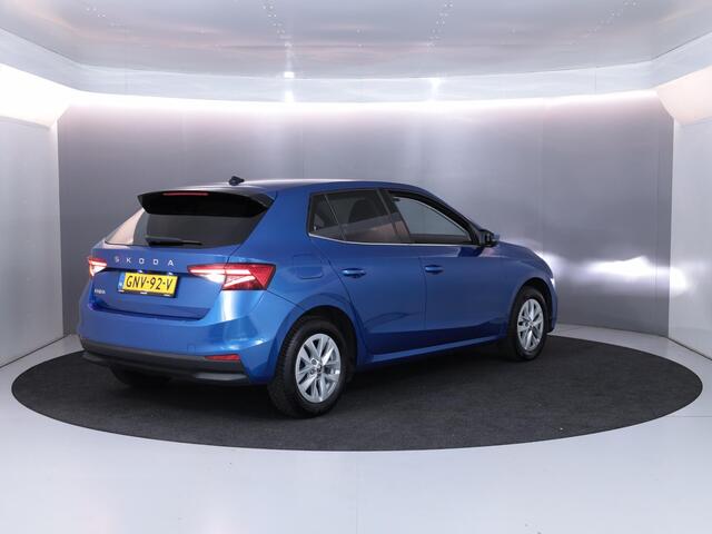 Skoda FABIA 1.0 TSI Business Edition 95 pk | Verlengde garantie | Navigatie via App | Parkeersensoren | Achteruitrijcamera | Stoelverwarming |