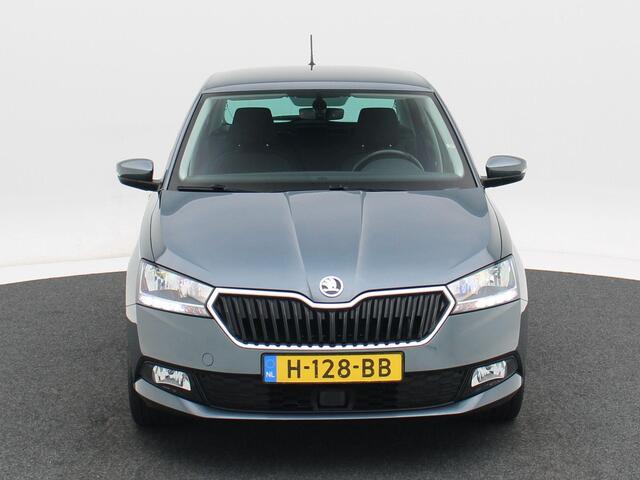 Skoda FABIA 1.0 TSi Business Edition | Trekhaak | Cruise Control | Parkeersensoren | Navigatiesysteem | Airco | Bluetooth | 16 Inch