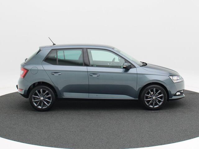 Skoda FABIA 1.0 TSi Business Edition | Trekhaak | Cruise Control | Parkeersensoren | Navigatiesysteem | Airco | Bluetooth | 16 Inch