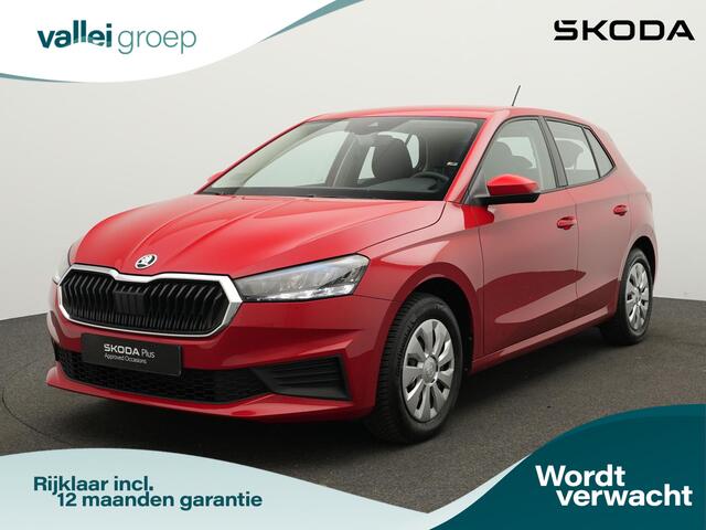 Skoda FABIA 1.0 MPI 80 pk Ambition | LED koplampen | Parkeersensoren achter | Navigatie via Apple Carplay / Android Auto | Cruise Control Adaptief | Airconditioning