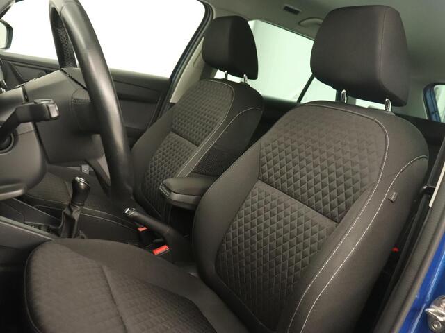 Skoda FABIA 1.2 TSI Drive | Climate control | DAB | Cruise control | Navigatie | Bluetooth | Parkeerhulp | Getint glas | LED