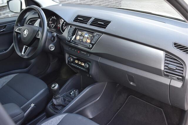 Skoda FABIA Combi 1.0 TSI Business Edition NL-auto, Navi, Stoelverwarming, Keyless, Climate control, Cruise, Carplay