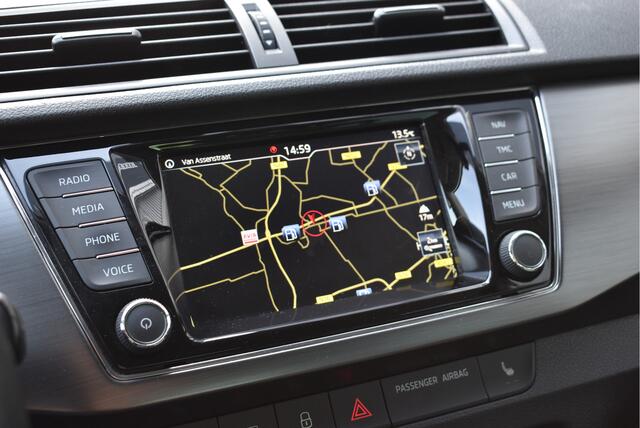 Skoda FABIA Combi 1.0 TSI Business Edition NL-auto, Navi, Stoelverwarming, Keyless, Climate control, Cruise, Carplay