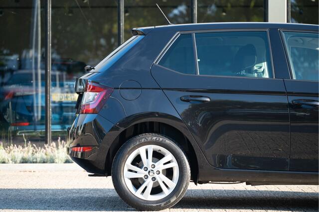 Skoda FABIA 1.0 TSI Style 110pk DSG | Navi by App | Stoelverw. | Keyless | Camera | PDC V+A | Cruise