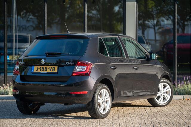 Skoda FABIA 1.0 TSI Style 110pk DSG | Navi by App | Stoelverw. | Keyless | Camera | PDC V+A | Cruise