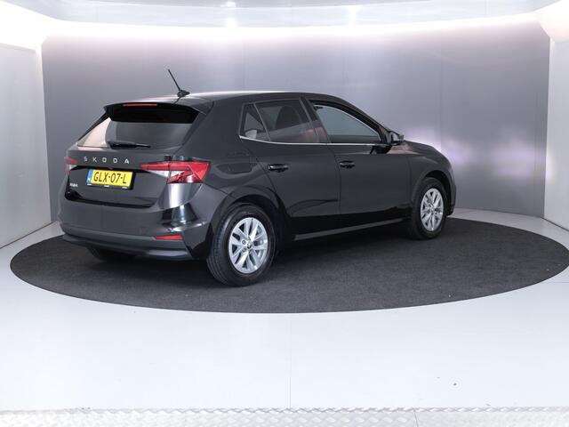 Skoda FABIA 1.0 TSI Business Edition 115 PK DSG | Verlengde garantie | Navigatie via app | LM velgen |