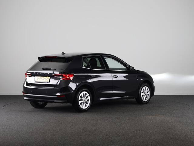 Skoda FABIA 1.0 TSI Ambition 95PK | Verlengde garantie | Navigatie via app | Parkeersensoren | Cruise control |