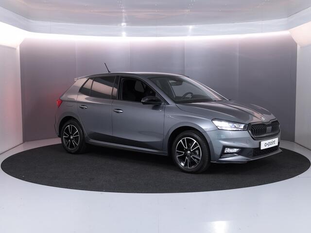 Skoda FABIA 1.0 TSI Monte Carlo 95 pk | Verlengde garantie | Navigatie via App | Parkeersensoren | Achteruitrijcamera | Stoelverwarming |
