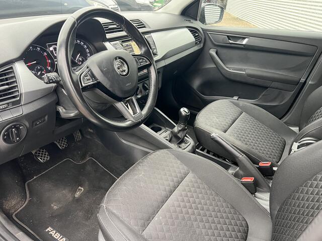 Skoda FABIA Combi 1.0 TSI Drive | Nieuw Binnen! | Trekhaak | Sensoren | Airco