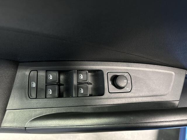 Skoda FABIA 1.0 TSI 115pk DSG Business Edition · Apple/Android Car Play · P-Sensoren · Cruise Control · Airco · Getint Glas · 15'' Inch · Garantie t/m 29-09-2028 of 100.000km