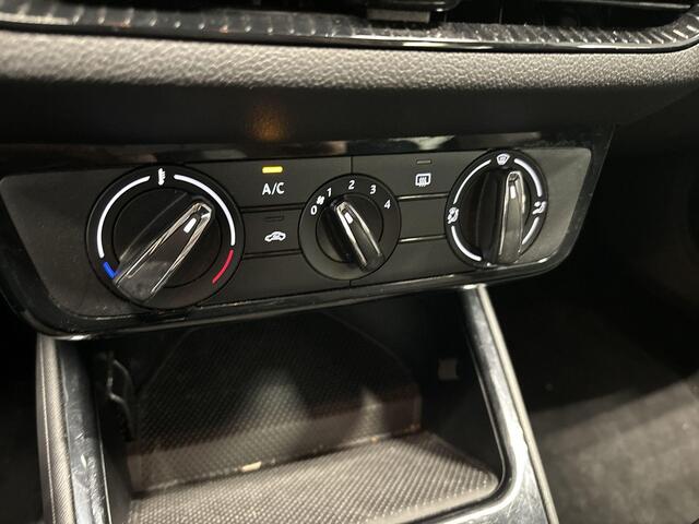 Skoda FABIA 1.0 TSI 115pk DSG Business Edition · Apple/Android Car Play · P-Sensoren · Cruise Control · Airco · Getint Glas · 15'' Inch · Garantie t/m 29-09-2028 of 100.000km