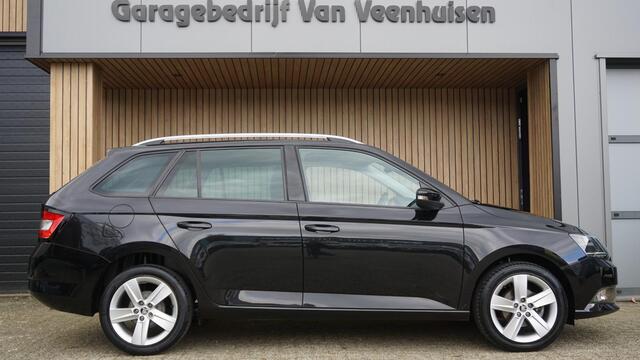 Skoda FABIA Combi 1.2 TSI 90pk Style Business Pano.dak Navi 16inch LM Stoelverwarming Sportstoelen *NL auto* 86468km!