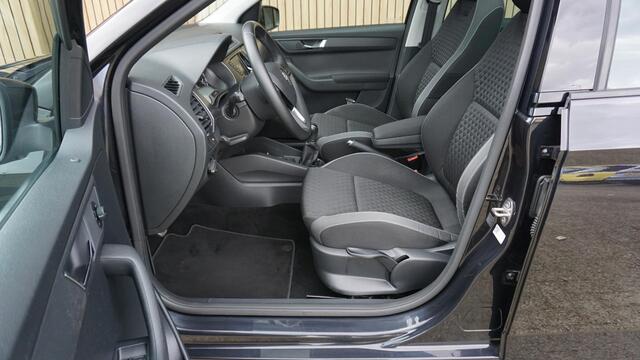 Skoda FABIA Combi 1.2 TSI 90pk Style Business Pano.dak Navi 16inch LM Stoelverwarming Sportstoelen *NL auto* 86468km!