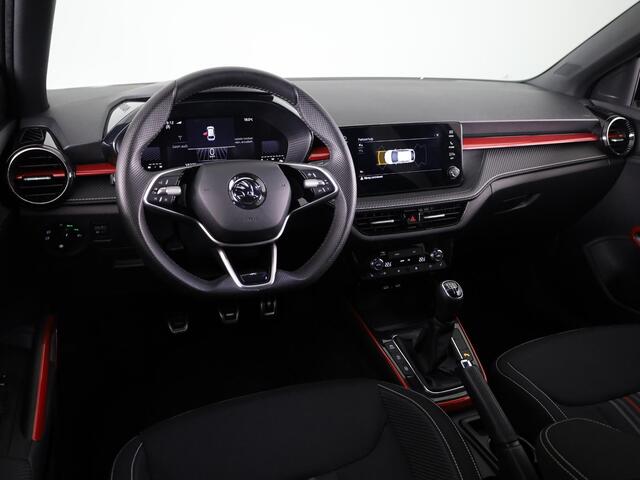 Skoda FABIA 1.0 TSI Monte Carlo 95 pk | Verlengde garantie | Navigatie via App | Parkeersensoren | Achteruitrijcamera | Stoelverwarming |