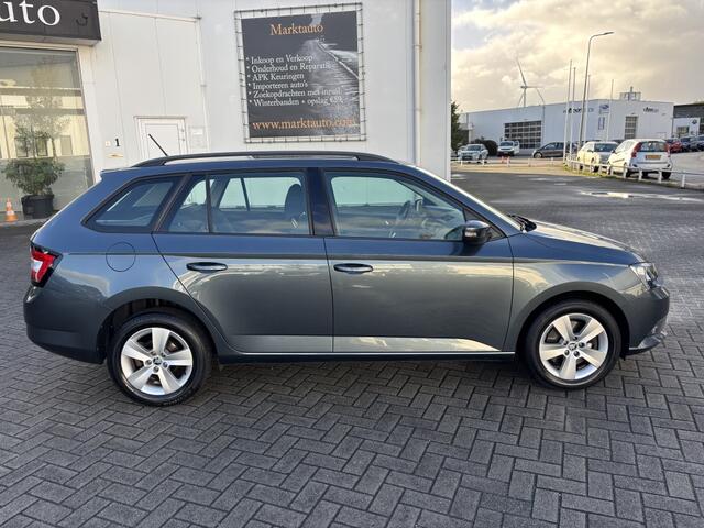 Skoda FABIA 1.0 TSI Ambition Cruise Trekhaak Bluetooth Parkeersensoren !!