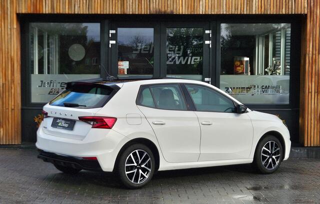 Skoda FABIA 1.0 MPI Ambition stoelverwarming. led.