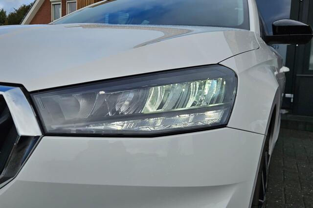 Skoda FABIA 1.0 MPI Ambition stoelverwarming. led.