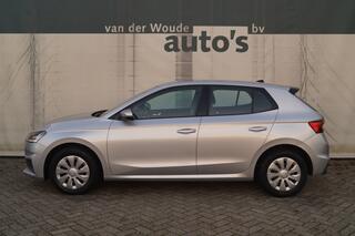 skoda-fabia-1.0-tsi-ambition--navi-