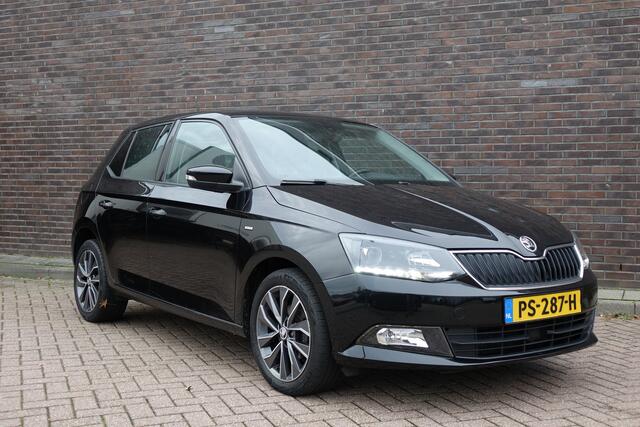 Skoda FABIA 1.0 TSI Drive, zwart, full options! Super mooie auto! Inclusief BTW