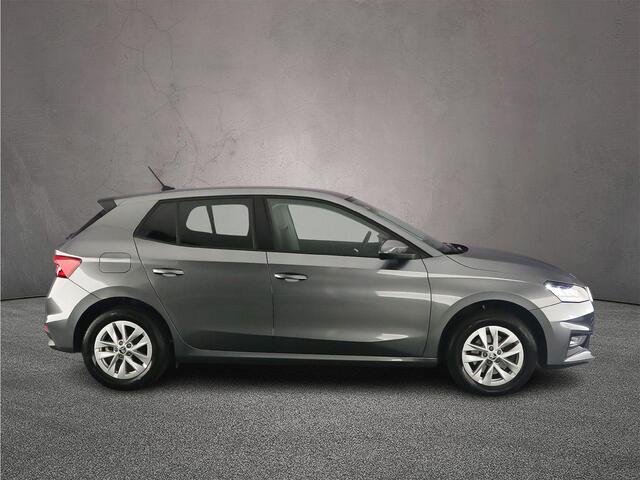 Skoda FABIA Selection 1.0 TSI 115pk DSG Automaat Cruise control, App connect, Stuurwiel verwarmd, LED koplampen, Stoelverwarming, Parkeersensor achter, Keyless start, Bluetooth