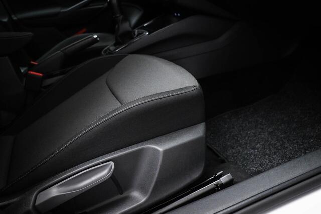 Skoda FABIA 1.0 TSI Ambition | COMFORT / NAVIGATIE- PACK | DAB | SMARTLINK | 15"