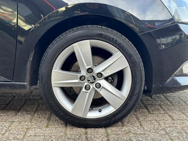 Skoda FABIA 1.2 TSI Combi Ambition Business '' Trekhaak - Infotainmentsystem - PDC ''