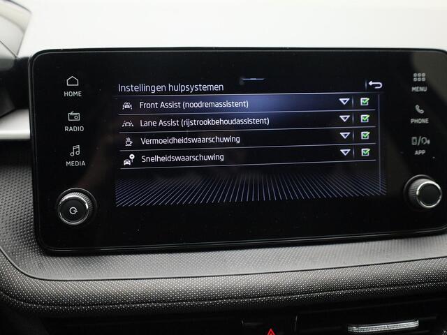 Skoda FABIA 1.0TSI/115PK Business Edition DSG · Apple/Android Car Play · Parkeersensoren · Cruise Control · Garantie t/m 29-09-2028 of 100.000km