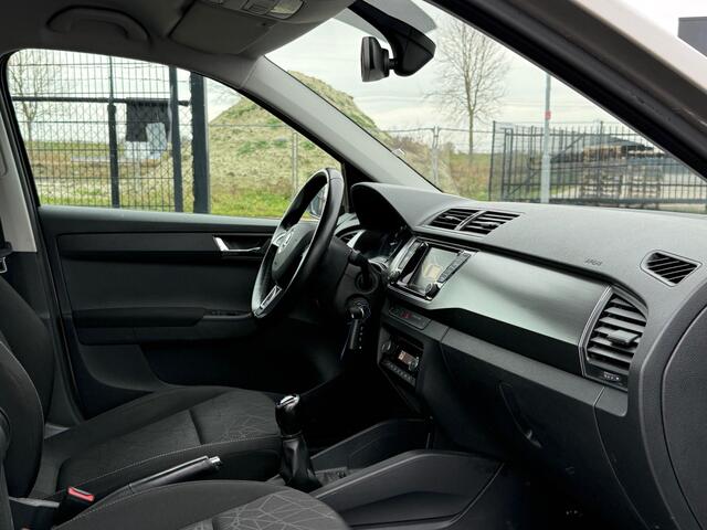 Skoda FABIA Combi 1.0 TSI 110pk Clever | Climate control | Parkeersens. | Stoelverw. | Cruise control