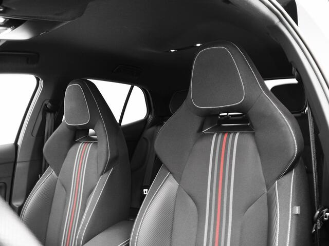 Skoda FABIA 1.0 TSI 115pk DSG Monte Carlo · Apple/Android Car Play · Camera · Keyless · P-Sensoren · Sfeerverlichting · 17'' Inch · Garantie t/m 13-10-2028 of 100.000km