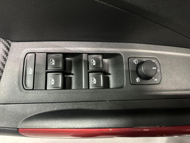 Skoda FABIA 1.0 TSI 115pk DSG Monte Carlo · Camera · Apple/Android Car Play · Keyless · P-Sensoren · Stoelverwarming · 17'' Inch · Garantie t/m 27-05-2029 of 100.000km