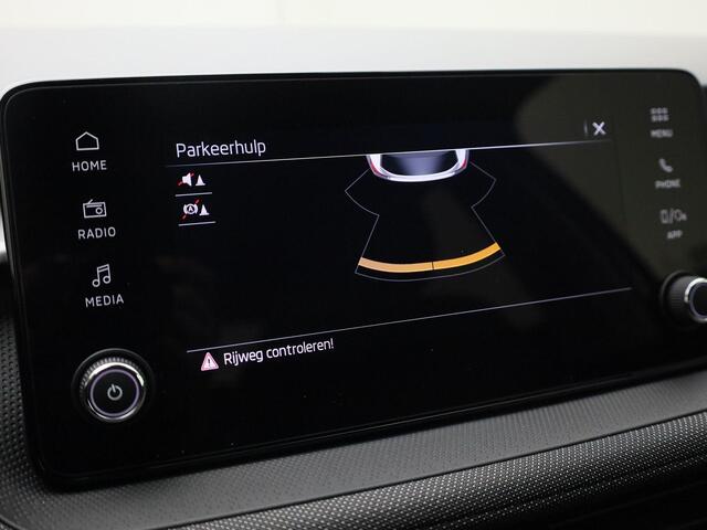 Skoda FABIA 1.0TSI/115PK Selection DSG · Apple/Android · Parkeersensoren · Stoel -& stuurverwarming · Garantie tot maart 2029 of 60000km.