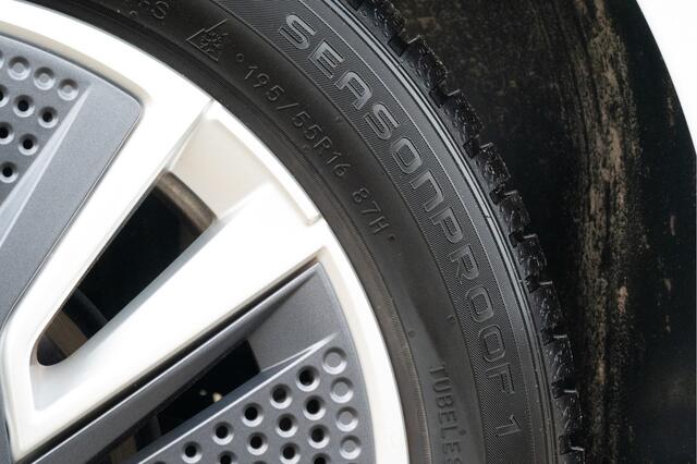 Skoda FABIA 1.0 TSI 110pk DSG Business Ed. | Verlengde garantie | Adapt. Cruise | Camera | PDC | Keyless | Full LED | 4 season