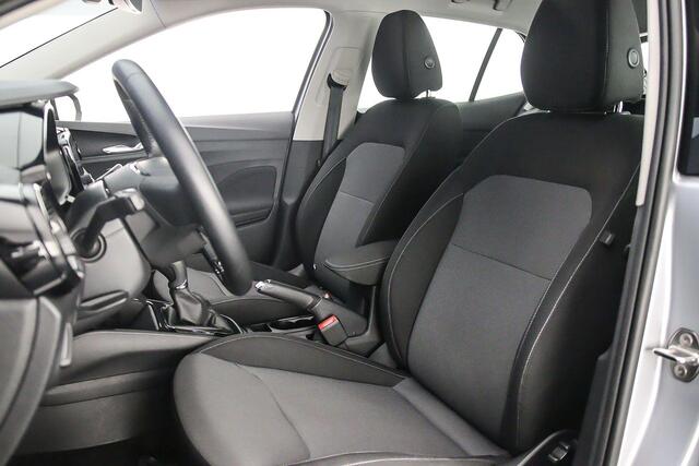 Skoda FABIA Ambition 1.0 TSI 110pk DSG Automaat Cruise control, Parkeersensoren, Airco, DAB, Radio, Stoelverwarming, LED koplampen, App connect