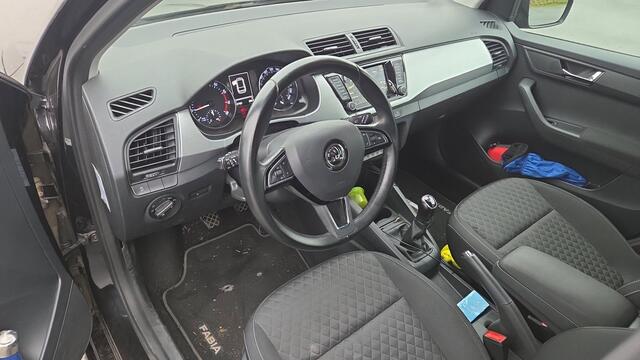 Skoda FABIA Combi 1.0 TSI 95pk Drive / Navigatie / Apple Carplay / Stoelverwarming / Parkeersensoren