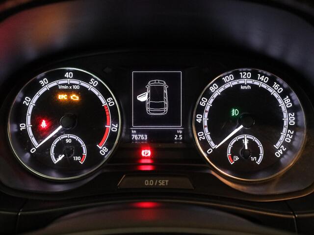 Skoda FABIA Combi 1.0 TSI Business Edition 95 pk | Navigatie via App | Parkeersensoren | Autom. airco | Cruise control | Stoelverwarming |