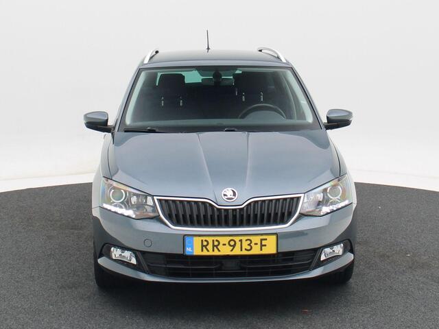 Skoda FABIA Combi 1.0 MPi Drive | Trekhaak Afneembaar | Navigatiesysteem | LED | Cruise Control | ECC | 16 Inch | 60.630 Km