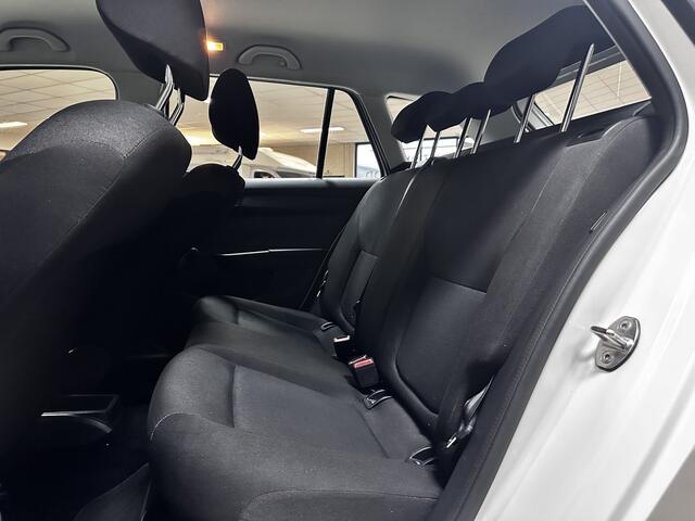Skoda FABIA Combi 1.0 Active/ LED Dagrijverl./ Airco/ Cruise/ Bluetooth/ Elek.Pakket/ Isofix/ C.V.Afstand/ Radio+USB/ Boordcomputer.