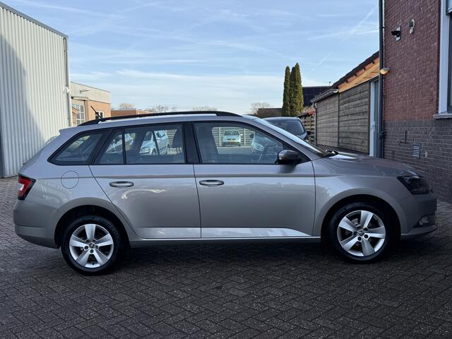 Skoda FABIA Combi 1.2 TSI Ambition Business | 1e EIGENAAR | TREKHAAK | NAVI | PDC | CRUISE |