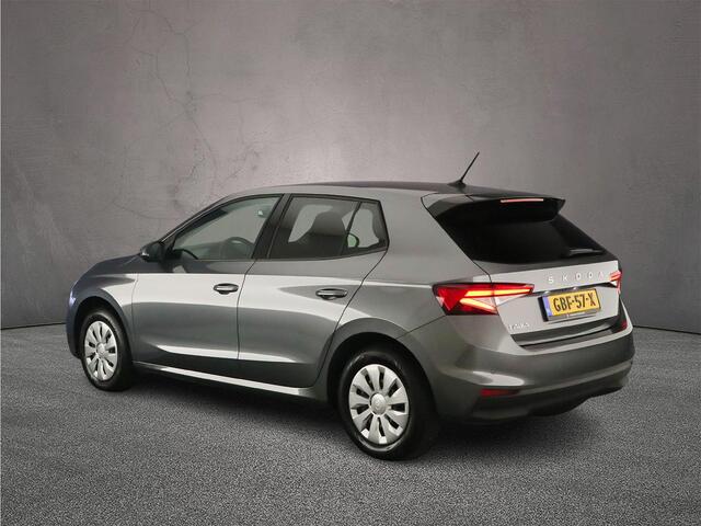 Skoda FABIA Selection 1.0 TSI 95pk Cruise control, App connect, LED koplampen, Parkeersensor achter, Airco, DAB, Radio, Bluetooth