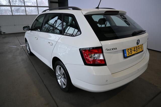 Skoda FABIA Combi 1.0 TSI Ambition Business Airco Navigatie Cruise Control Rijklaarprijs Inruil Mogelijk!
