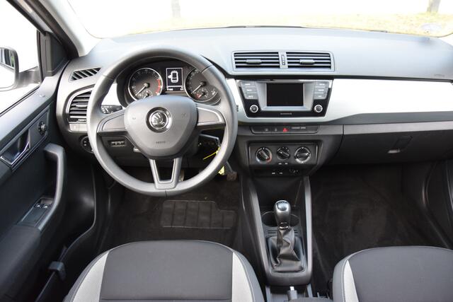 Skoda FABIA Combi 1.0 TSI Ambition | Org. NL | BOVAG Garantie | Trekhaak | Cruise Control | Airconditioning | LED Dagrijverlichting | Goed Onderhouden! |