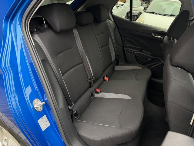 Skoda FABIA 1.0 MPI Ambition LED CarPlay PDC